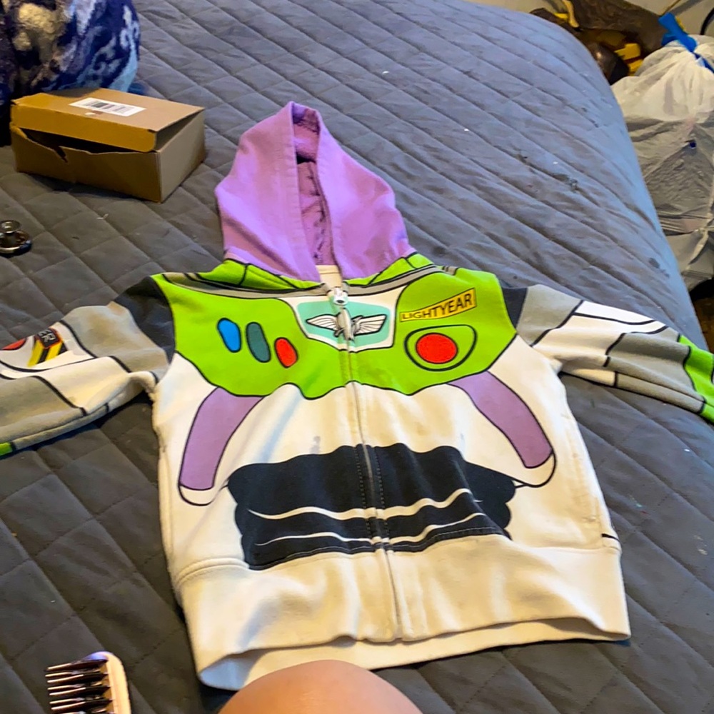 buzz light year sweatshirt good condition